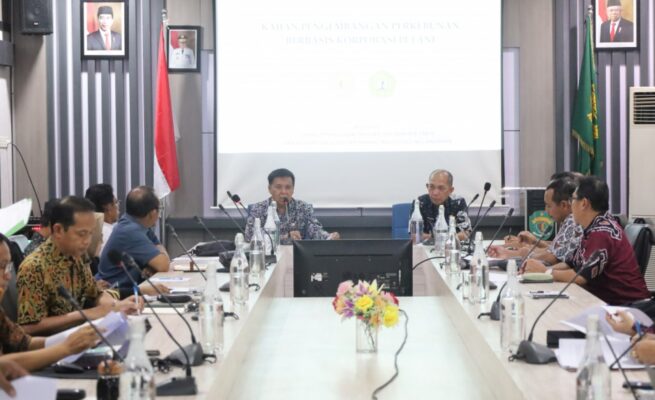 Kepala Dinas Perkebunan Kalimantan Timur, Ence Achmad Rafiddin Rizal